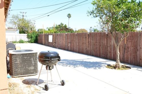 2942 Avalon St, Riverside CA  92509-2015 exterior