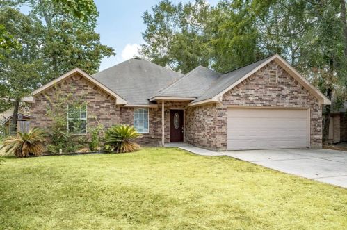 10716 Fairview Dr, Conroe, TX 77385-9792