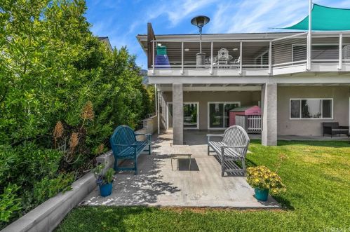 450 25 St, Upland CA 91784-8338 exterior