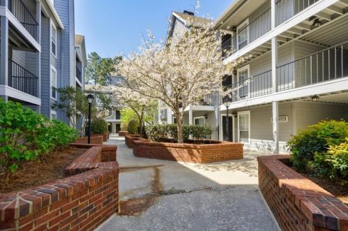 436 Granville Ct, Atlanta GA  30328-3439 exterior