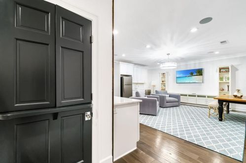 5380 High Point Mnr, Atlanta GA  30342-2000 exterior
