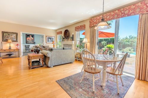 1746 Fir Dr, Los Banos CA 93635-5236 exterior