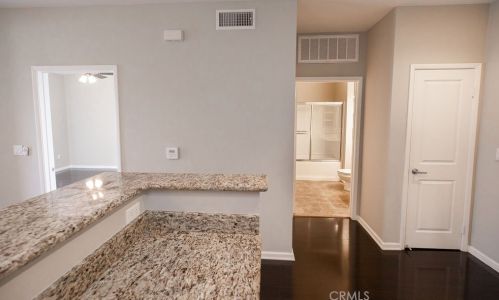 1801 Katella Ave, Anaheim CA  92804-6620 exterior