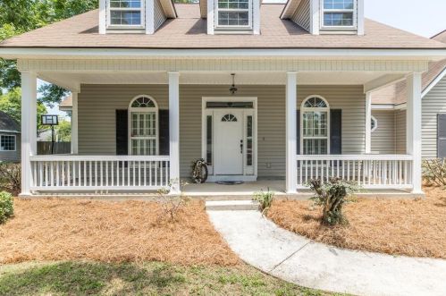 511 Grove Ln, Kathleen, GA 31047-3204