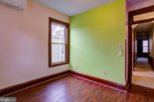 827 Walnut St, Lancaster PA  17602-2436 exterior