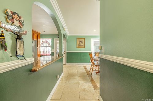 2126 Standard Ave, Santa Ana CA 92707-3035 exterior