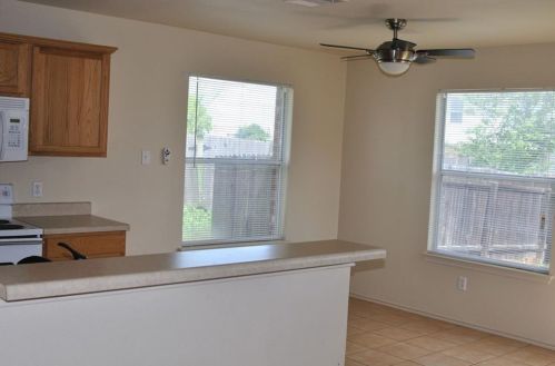 12913 Thomas Jefferson St, Webberville TX  78653-3922 exterior
