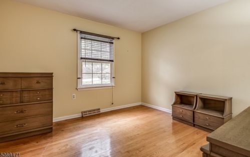 15 Cardinal Dr, Hackettstown NJ  07840-3005 exterior