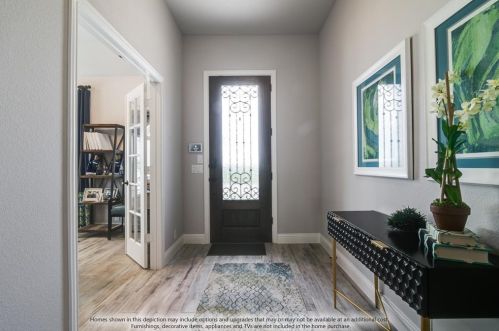 505 Ridgewater Trl, Fort Worth TX  76131-3210 exterior