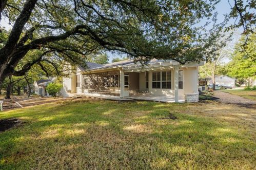 114 Nighthawk Way, Georgetown TX  78633-4554 exterior
