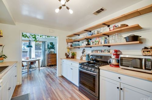 4610 Emerson St, Riverside CA  92506-2008 exterior