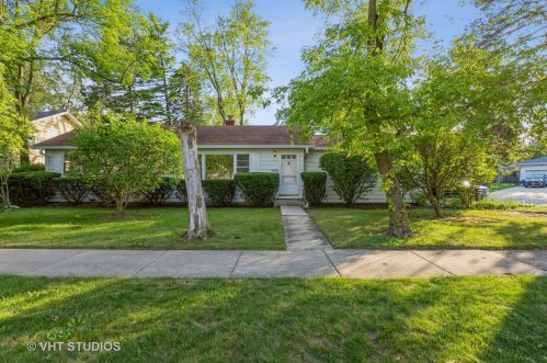 751 Golf Rd, Waukegan, IL 60087-5008
