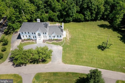 265 Mt Laurel Rd, Mount Laurel NJ  08054-9557 exterior