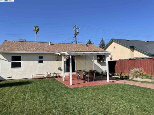3603 Pine St, Hayward, CA 94546-5913