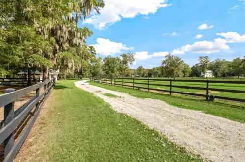 5435 John Mack Ln, Wadmalaw Is SC  29487-7122 exterior