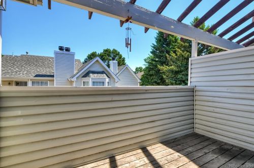 12450 Pacific Cir, Aurora CO 80014-6391 exterior