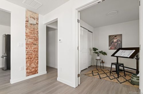 4555 Lincoln St, Englewood CO  80113-5732 exterior