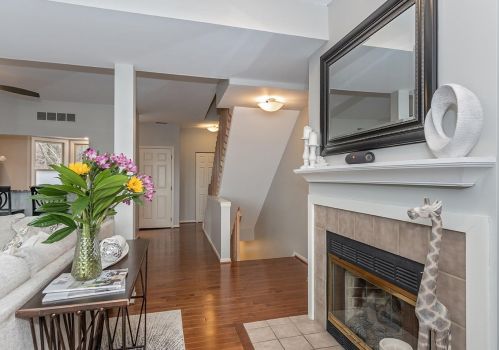 231 Hastings St, Cincinnati OH 45219-1420 exterior