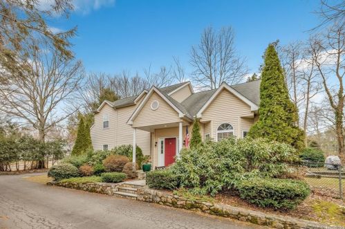 258 Cedar St, Norwalk, CT 06854-1810
