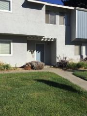 358 Hemlock St, Vacaville, CA 95688-2614