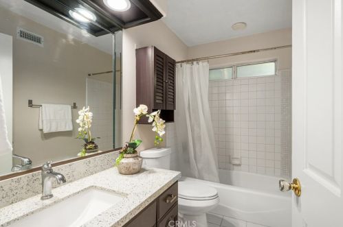 4501 Cerro Vista Dr, Anaheim CA 92807 exterior