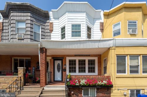 1914 21st St, Philadelphia, PA 19145-2721