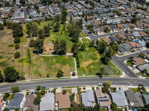 2167 Tracy Ave, Simi Valley CA 93063-2750 exterior