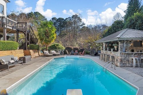 100 Estates Ave, Holly Springs, GA 30188-4785