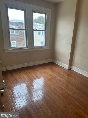 6353 Marsden St, Philadelphia, PA 19135-3208