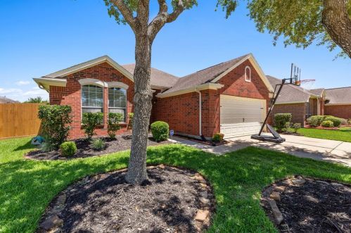 1905 Ivy Arbor Ct, Pearland, TX 77581-1707