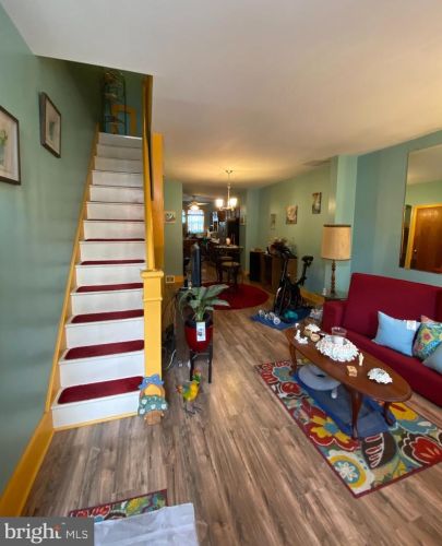 2248 Cantrell St, Philadelphia, PA 19145-3307