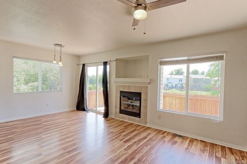 1526 Oak Creek Dr, Loveland CO  80538-2093 exterior