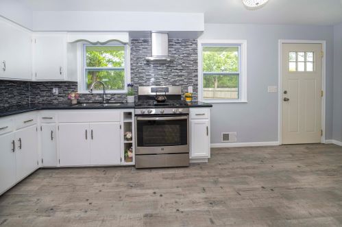 6214 Lilac Dr, Minneapolis MN  55430-2248 exterior