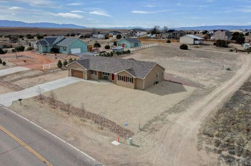 413 Tejon Ave, Pueblo CO  81007-3285 exterior
