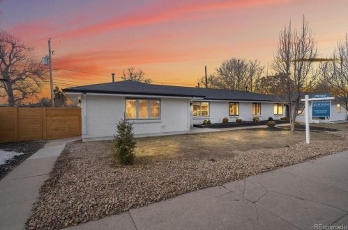 3425 Jackson St, Denver, CO 80205-3832
