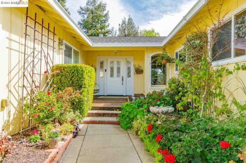 4599 Lakewood St, Pleasanton, CA 94588-4368