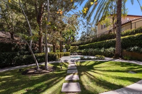 49 Bower Tree, Irvine CA  92603-0106 exterior