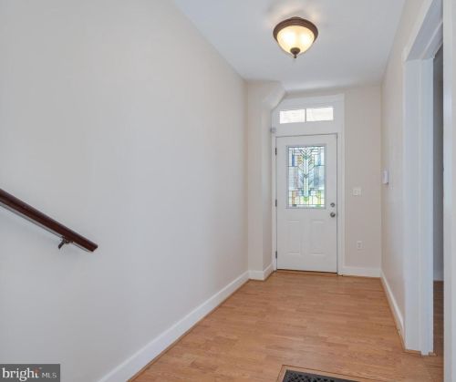 314 Congress St, Charles Town, WV 25414-1320