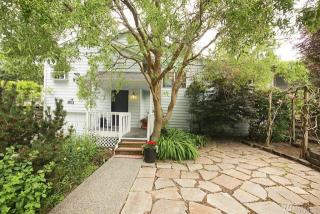 5812 Serendipity Ln, Freeland, WA 98249-9458