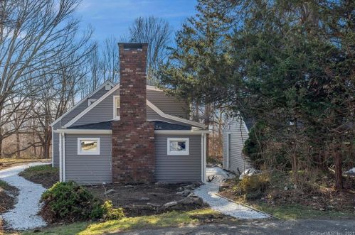 1 Homer Clark Rd, Sandy Hook CT  06482-1521 exterior