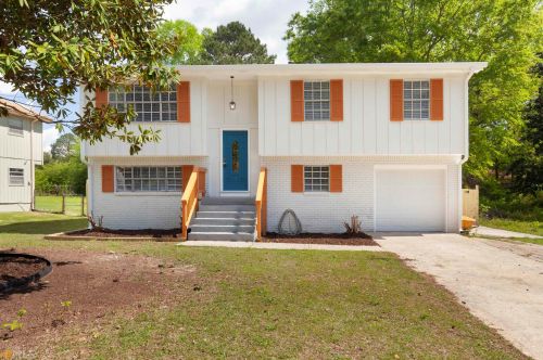 6425 Buckhurst Trl, Atlanta, GA 30349-4501