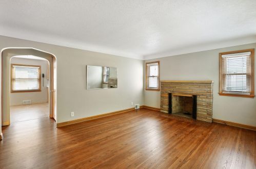2531 Benjamin St, Minneapolis, MN 55418-4003