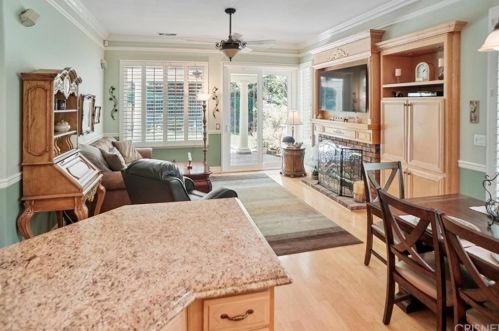 565 Granite Hl St, Simi Valley CA 93065-0614 exterior