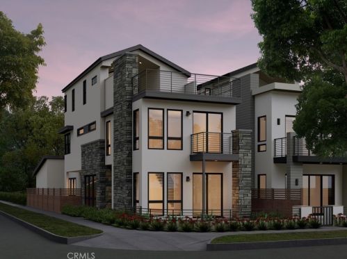 601 Delaware St, Huntington Beach, CA 92648-4719