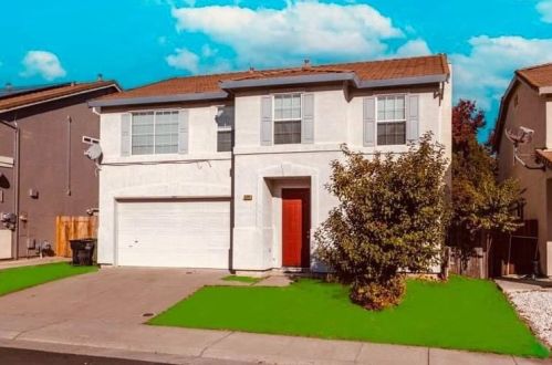 5721 Deepdale Way, Elk Grove, CA 95758-6857