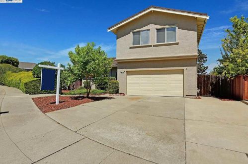 7789 Woodren Ct, Pleasanton, CA 94568-1339