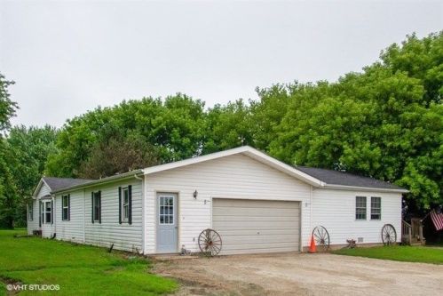 23401 Flat Iron Rd, Alden, IL 60033-9606
