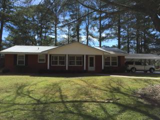 101 Smith Dr, Carrollton, GA 30117-1947