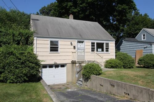53 Pettom Rd, Norwalk, CT 06850-3114