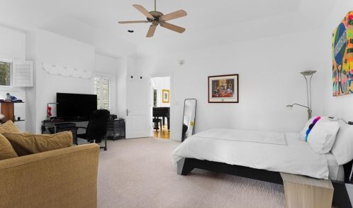 8300 Chalk Knl Dr, Austin TX  78735-1703 exterior